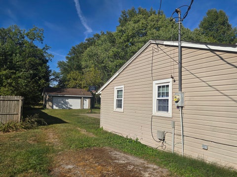 Tiny photo for 720 Airport Road, Mt Vernon, IL 62864 (MLS # 12771642)