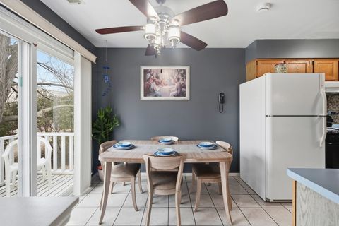 Tiny photo for 1332 Alpine Court #1332, Wheeling, IL 60090 (MLS # 12544827)