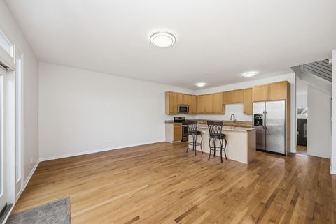 Tiny photo for 535 N WOOD Street, Chicago, IL 60622 (MLS # 12523976)