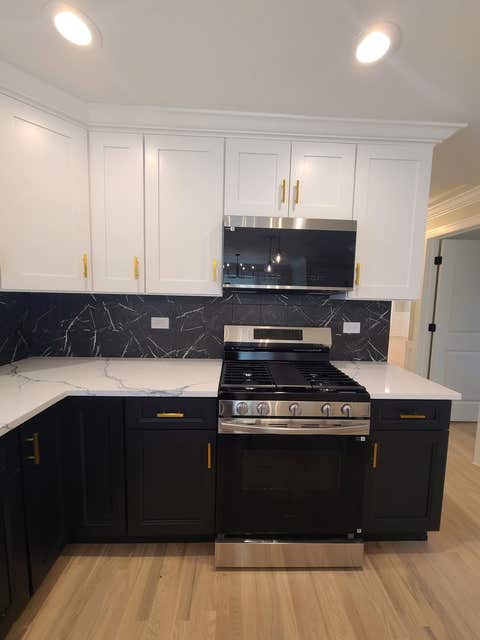 Tiny photo for 9028 Meade Avenue, Oak Lawn, IL 60453 (MLS # 12713931)
