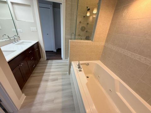 Tiny photo for 2864 N Riverwalk Drive, Chicago, IL 60618 (MLS # 12463703)