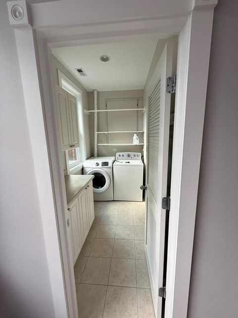 Tiny photo for 2864 N Riverwalk Drive, Chicago, IL 60618 (MLS # 12463703)