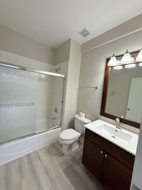 Tiny photo for 2864 N Riverwalk Drive, Chicago, IL 60618 (MLS # 12463703)