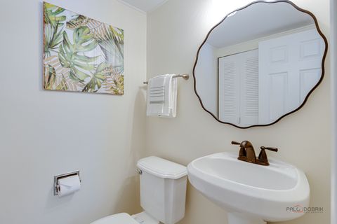 Tiny photo for 233 Winfield Court #233, Vernon Hills, IL 60061 (MLS # 12563311)