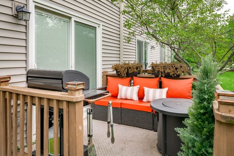 Tiny photo for 6061 Delaney Drive #1, Hoffman Estates, IL 60192 (MLS # 12757968)