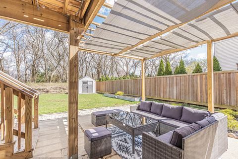 Tiny photo for 1135 N King Charles Court, Palatine, IL 60067 (MLS # 12631983)