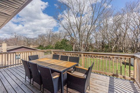 Tiny photo for 1135 N King Charles Court, Palatine, IL 60067 (MLS # 12631983)