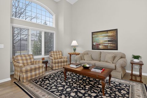 Tiny photo for 4937 COMMONWEALTH Avenue, Western Springs, IL 60558 (MLS # 12577622)