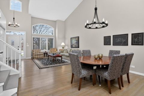 Tiny photo for 4937 COMMONWEALTH Avenue, Western Springs, IL 60558 (MLS # 12577622)