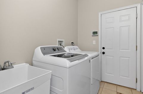 Tiny photo for 4937 COMMONWEALTH Avenue, Western Springs, IL 60558 (MLS # 12577622)