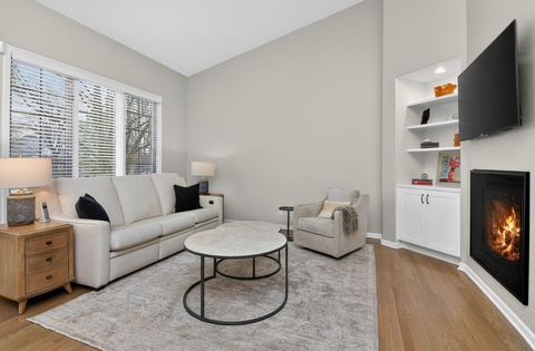 Tiny photo for 4937 COMMONWEALTH Avenue, Western Springs, IL 60558 (MLS # 12577622)