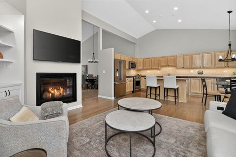 Tiny photo for 4937 COMMONWEALTH Avenue, Western Springs, IL 60558 (MLS # 12577622)