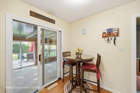 Tiny photo for 817 Woodland Hills Road, Batavia, IL 60510 (MLS # 12505707)