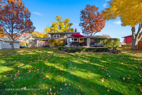 Tiny photo for 817 Woodland Hills Road, Batavia, IL 60510 (MLS # 12505707)
