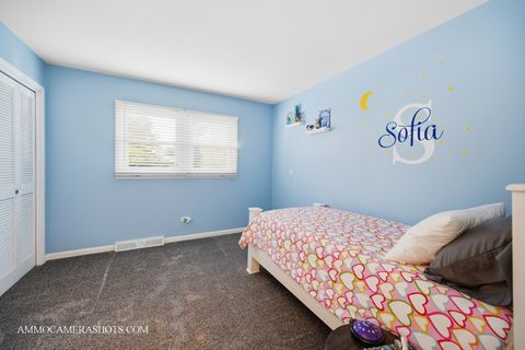 Tiny photo for 817 Woodland Hills Road, Batavia, IL 60510 (MLS # 12505707)