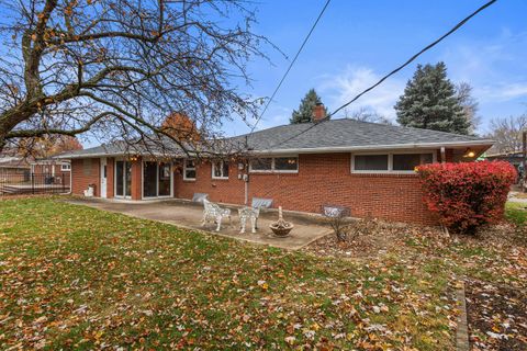 Tiny photo for 1910 Garling Drive, Bloomington, IL 61701 (MLS # 12510065)