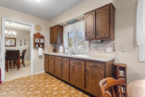 Tiny photo for 1910 Garling Drive, Bloomington, IL 61701 (MLS # 12510065)