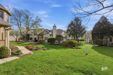 Tiny photo for 3276 N Carriage Way Court #D, Arlington Heights, IL 60004 (MLS # 12622365)