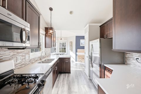 Tiny photo for 3276 N Carriage Way Court #D, Arlington Heights, IL 60004 (MLS # 12622365)