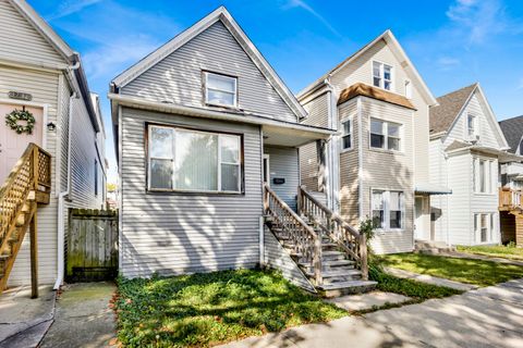 Photo of 3748 N Sacramento Avenue, Chicago, IL 60618 (MLS # 12502976)
