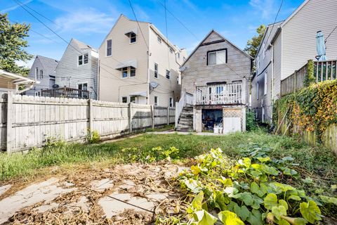 Tiny photo for 3748 N Sacramento Avenue, Chicago, IL 60618 (MLS # 12502976)