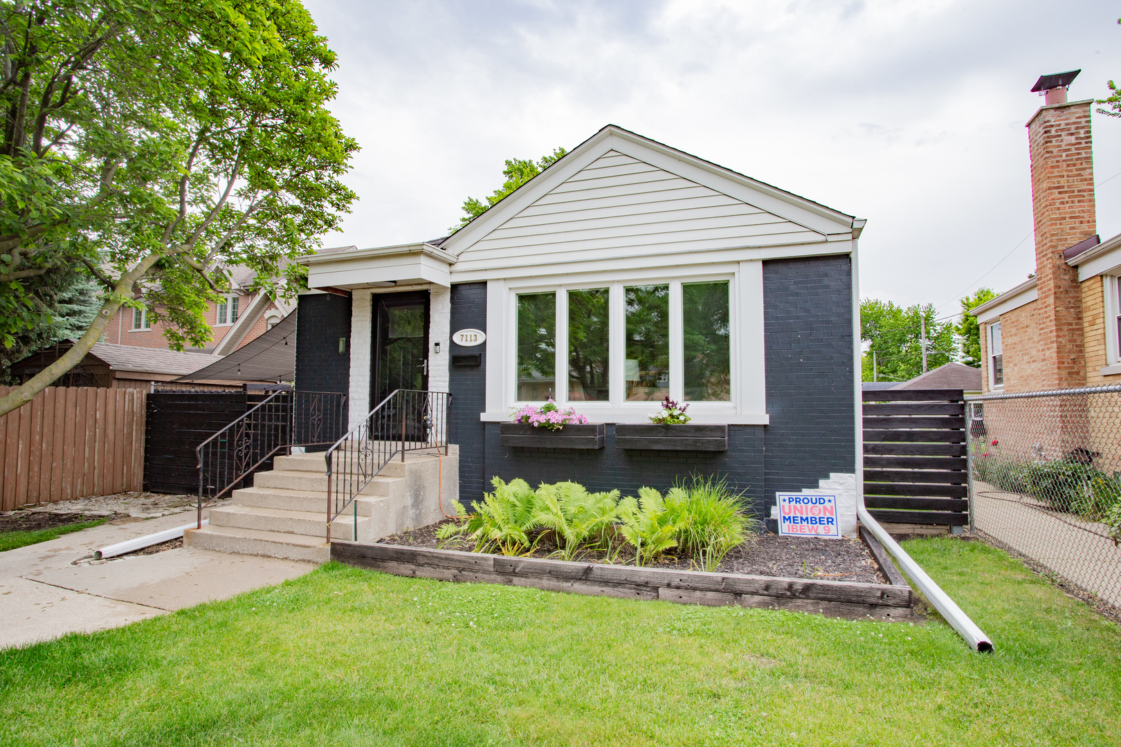 7113 W Talcott Avenue