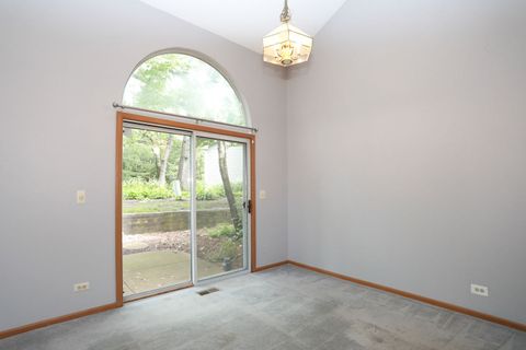 Tiny photo for 704 Shady Oaks Court, Elgin, IL 60120 (MLS # 12694059)