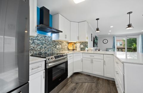 Tiny photo for 6632 W 64th Place #3WEST, Chicago, IL 60629 (MLS # 12492175)