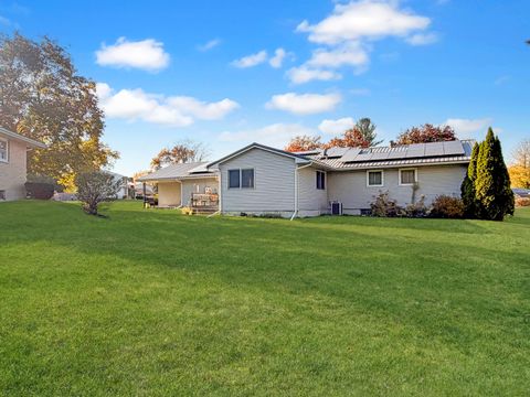 Tiny photo for 1353 Carriage Hill Lane, Freeport, IL 61032 (MLS # 12511617)