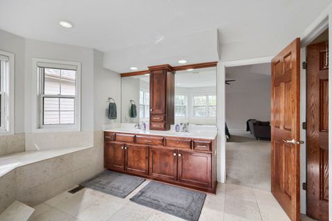 Tiny photo for 155 Michigan Drive, Bloomingdale, IL 60108 (MLS # 12631918)