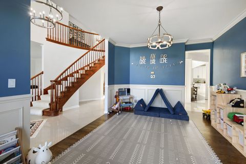 Tiny photo for 155 Michigan Drive, Bloomingdale, IL 60108 (MLS # 12631918)