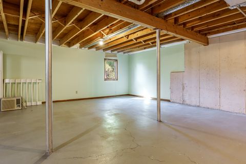 Tiny photo for 5421 FRIENDSWOOD Court, Rockford, IL 61114 (MLS # 12492931)