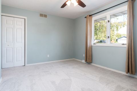 Tiny photo for 5421 FRIENDSWOOD Court, Rockford, IL 61114 (MLS # 12492931)