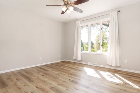Tiny photo for 5421 FRIENDSWOOD Court, Rockford, IL 61114 (MLS # 12492931)