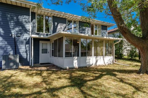 Tiny photo for 5421 FRIENDSWOOD Court, Rockford, IL 61114 (MLS # 12492931)