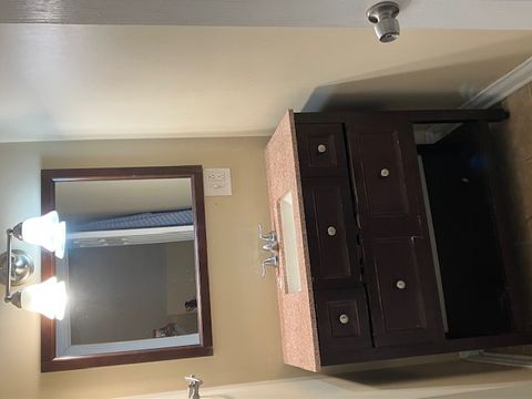 Tiny photo for 8225 S MANISTEE Avenue, Chicago, IL 60617 (MLS # 12510821)