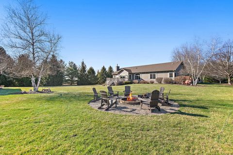 Tiny photo for 22011 Pringle Drive, Marengo, IL 60152 (MLS # 12606413)