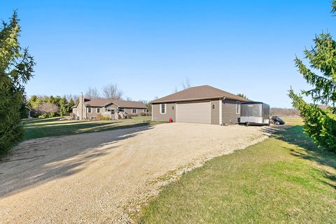 Tiny photo for 22011 Pringle Drive, Marengo, IL 60152 (MLS # 12606413)