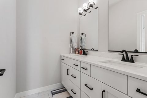 Tiny photo for 606 N Beacon Hill Circle, Urbana, IL 61802 (MLS # 12572775)