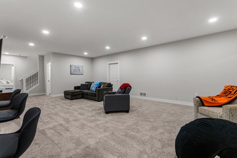 Tiny photo for 606 N Beacon Hill Circle, Urbana, IL 61802 (MLS # 12572775)