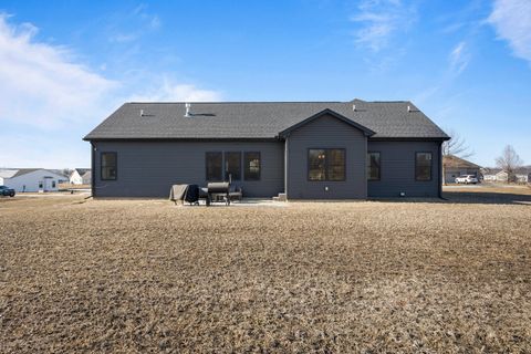 Tiny photo for 606 N Beacon Hill Circle, Urbana, IL 61802 (MLS # 12572775)