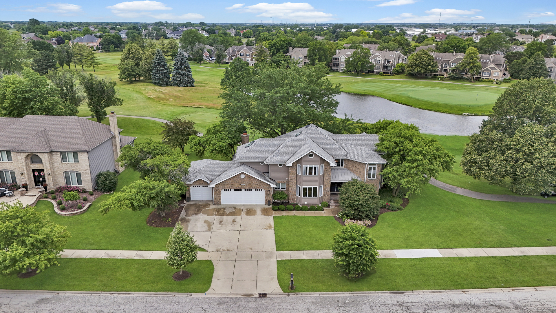 3901 White Eagle Drive