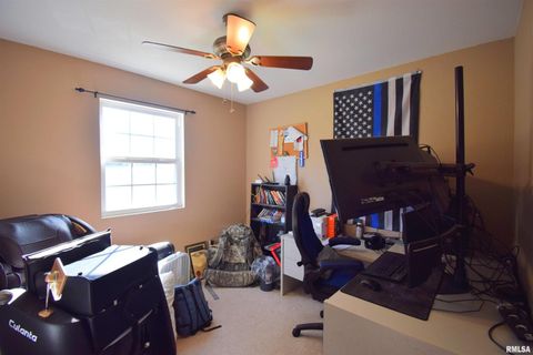 Tiny photo for 10341 N Puckett Lane, Mt Vernon, IL 62864 (MLS # EB460187)