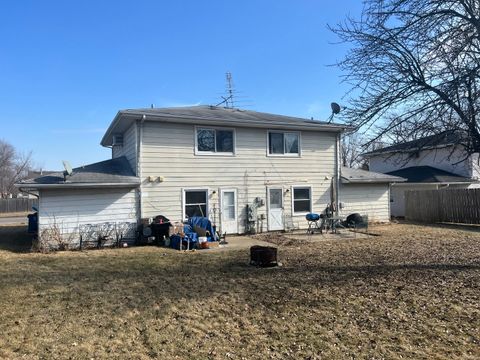 Tiny photo for 1060 & 1062 N Highland Avenue, Aurora, IL 60506 (MLS # 12615742)
