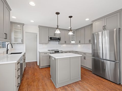 Tiny photo for 1320 Ferndale Avenue, Highland Park, IL 60035 (MLS # 12517587)