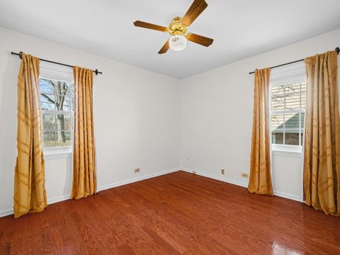 Tiny photo for 1320 Ferndale Avenue, Highland Park, IL 60035 (MLS # 12517587)