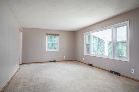 Tiny photo for 2611 34th Avenue Court, Rock Island, IL 61201 (MLS # 12754868)