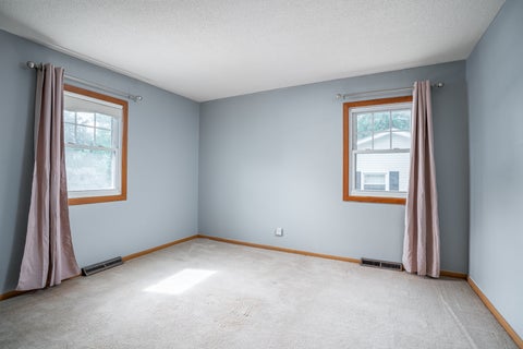 Tiny photo for 2611 34th Avenue Court, Rock Island, IL 61201 (MLS # 12754868)