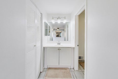 Tiny photo for 2006 Post Oak Place, Schaumburg, IL 60173 (MLS # 12594006)