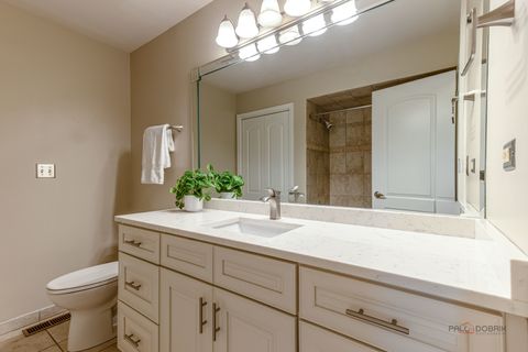 Tiny photo for 1128 Aegean Drive, Schaumburg, IL 60193 (MLS # 12612590)